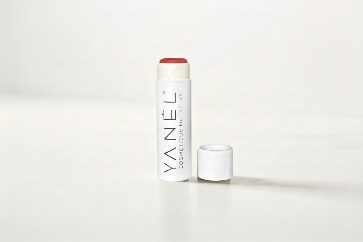 maquillage 3 en 1 , lèvres, yeux et paupières